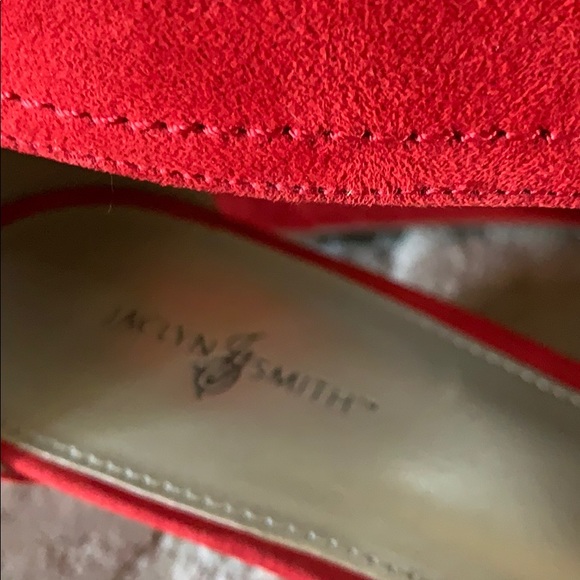 Jaclyn Smith Red Shoes🔥 Offers Welcomed 🌹 - Picture 3 of 4